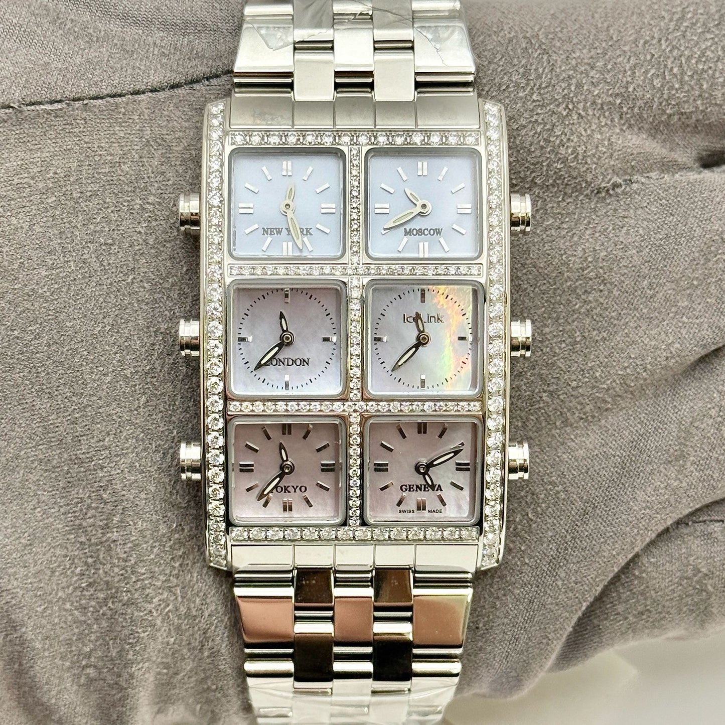 IceLink Senator Six Time Zone 33X54mm Quartz Unisex Steel Watch 10SML10SMA