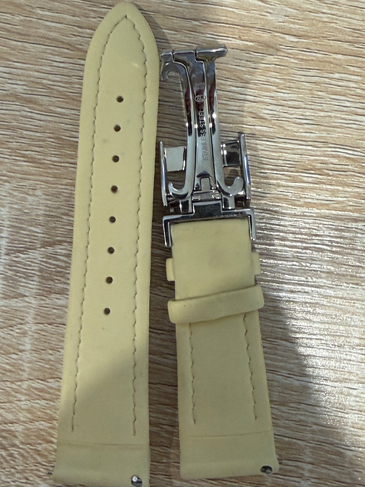 Unworn Original Jacob & Co. Polyurethane 20mm Beige Strap With Steel Buckle