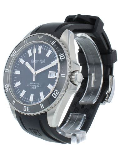 Eberhard & Co. Scafograf 300 Auto 43mm Silver Seconds Hand Men's Watch 41034