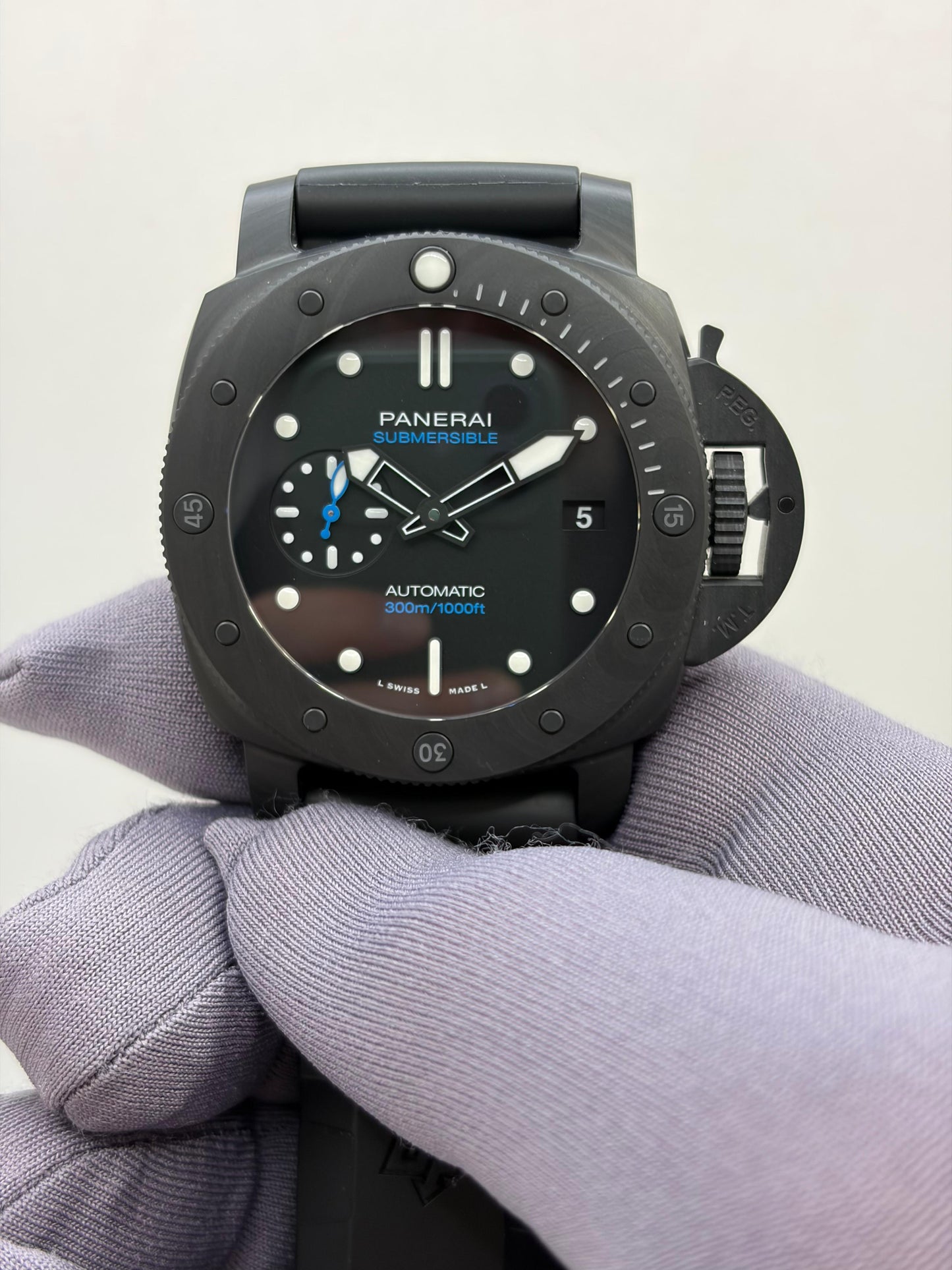 Panerai Sumberisable 42mm Automatic Carbon Fiber Black Dial Men's Watch PAM01231