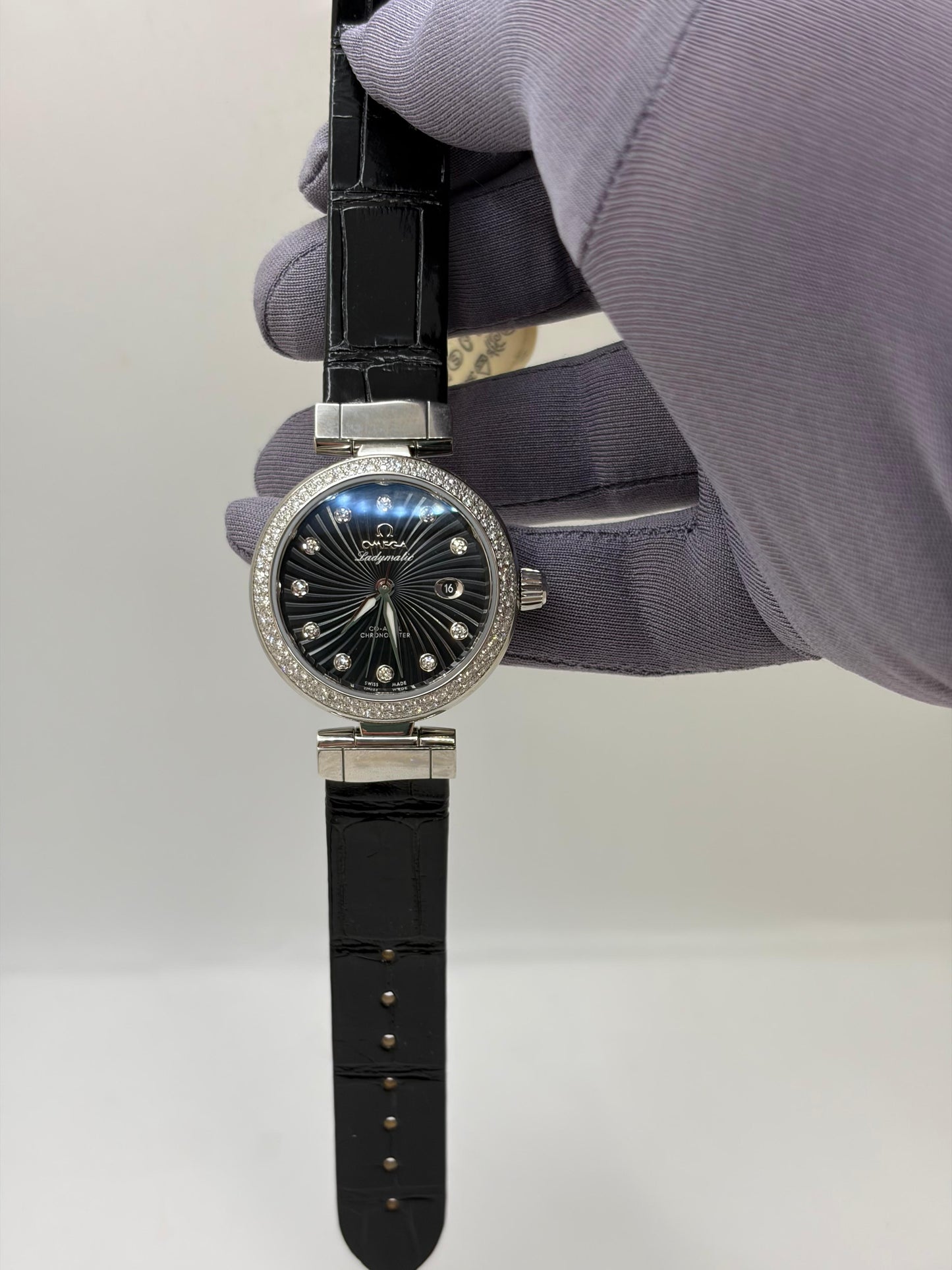 Omega De Ville Ladymatic Diamond Dial & Bezel Ladies Watch 425.38.34.20.51.001