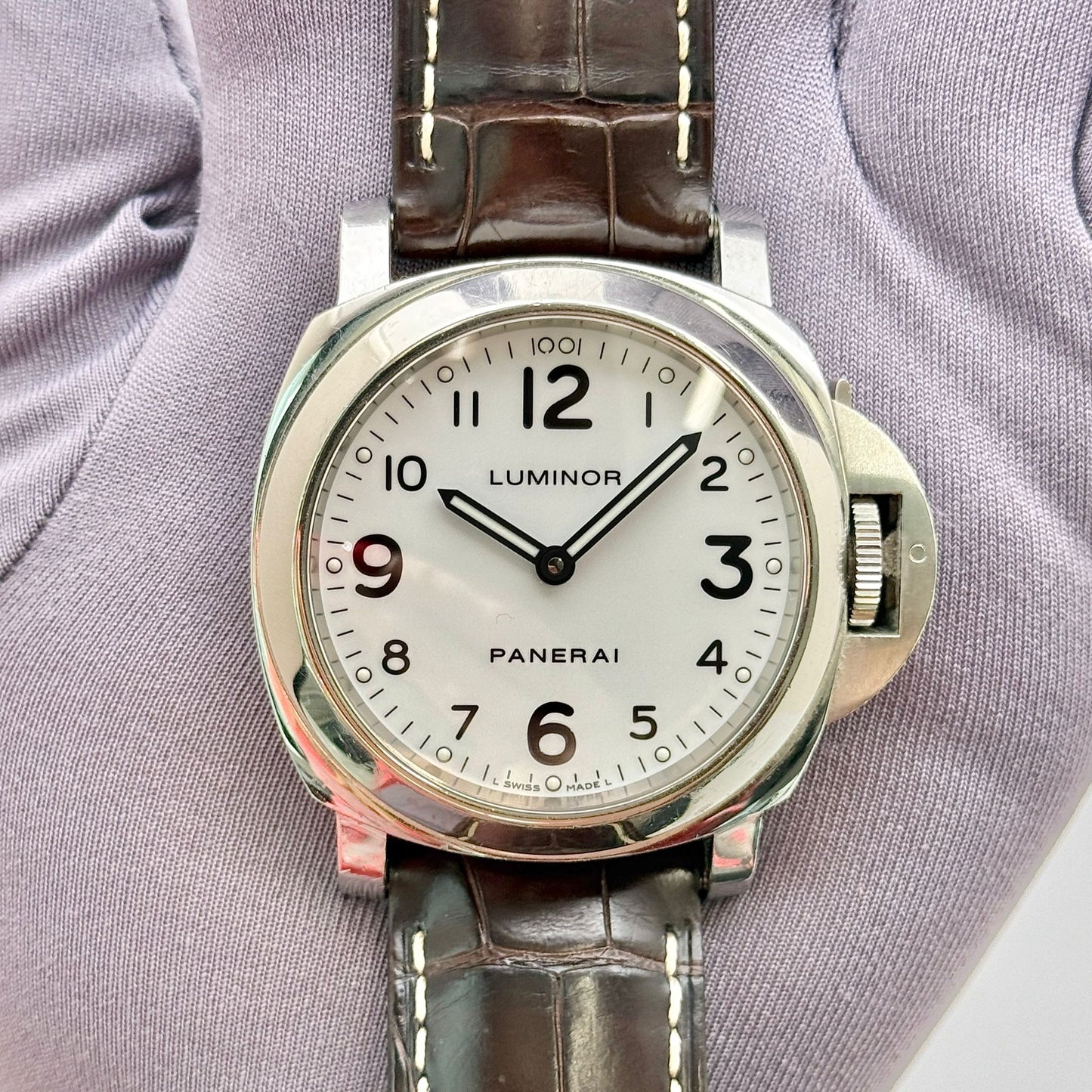 Panerai Luminor Base Manual White Dial 44mm Stainless Steel Men's Watch PAM00114
