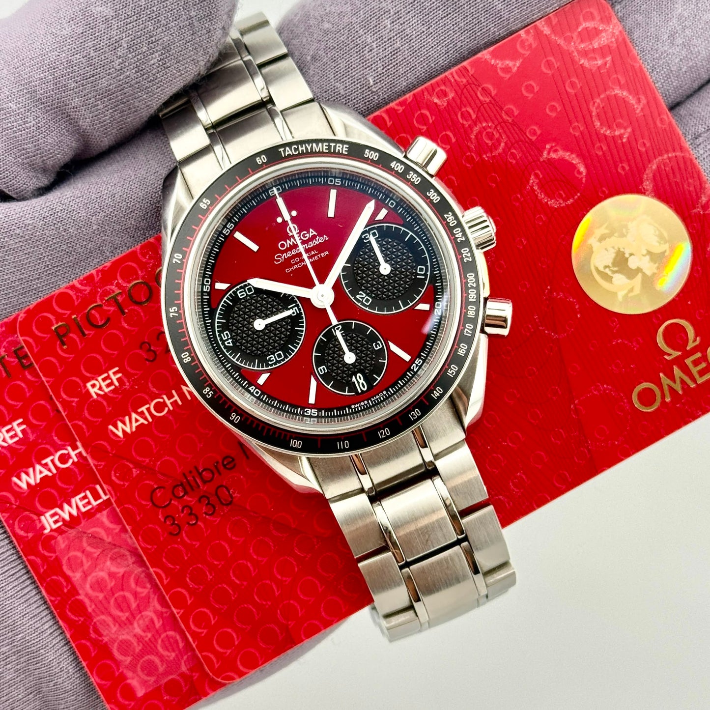 Omega Speedmaster Racing 40mm Red Dial Chrono Men's Watch 326.30.40.50.11.001