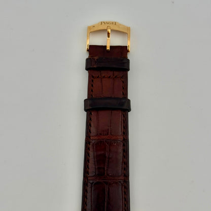 Piaget Rectangle à l'Ancienne XL 31x46mm 18K Yellow Gold Men's Watch P10076