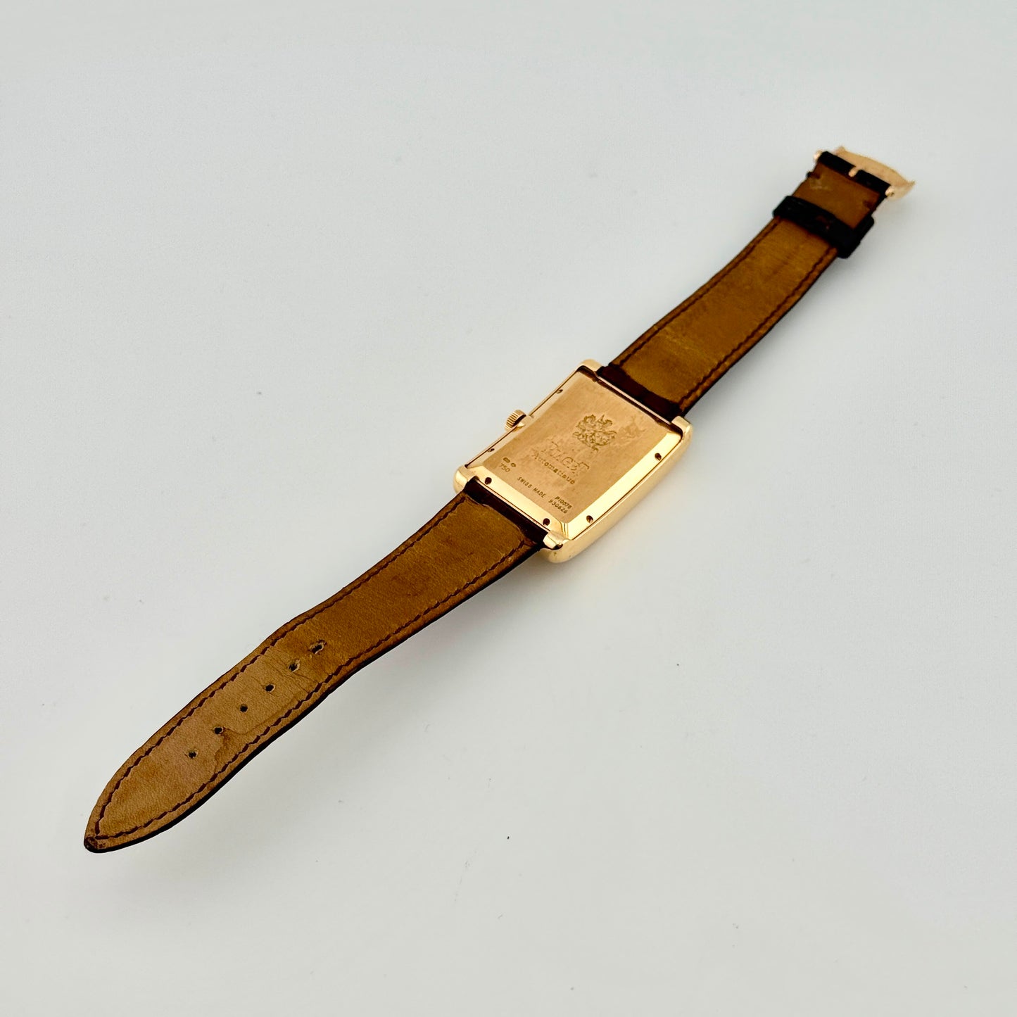 Piaget Rectangle à l'Ancienne XL 31x46mm 18K Yellow Gold Men's Watch P10076