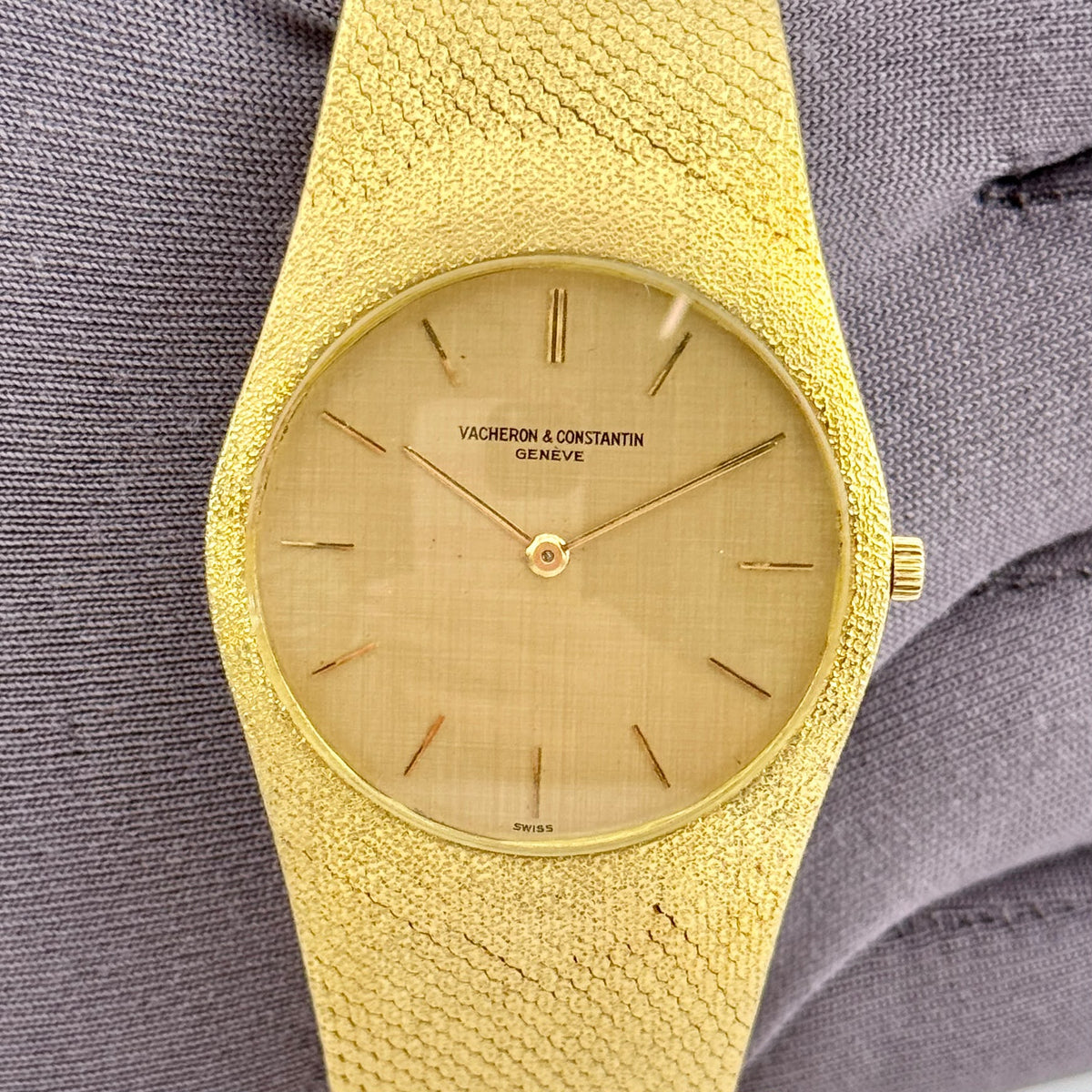 Vacheron Constantin Patrimony 18k Yellow Gold 32mm Mechanical Ladies Watch 6352