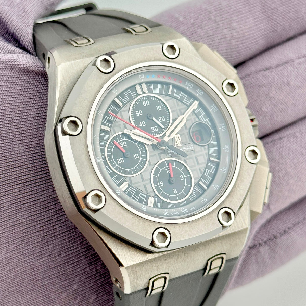Audemars Piguet Royal Oak Off Shore 44mm Auto Men's Watch 26568IM.OO.A004CA.01