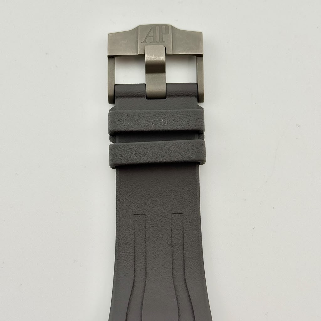 Audemars Piguet Royal Oak Off Shore 44mm Auto Men's Watch 26568IM.OO.A004CA.01