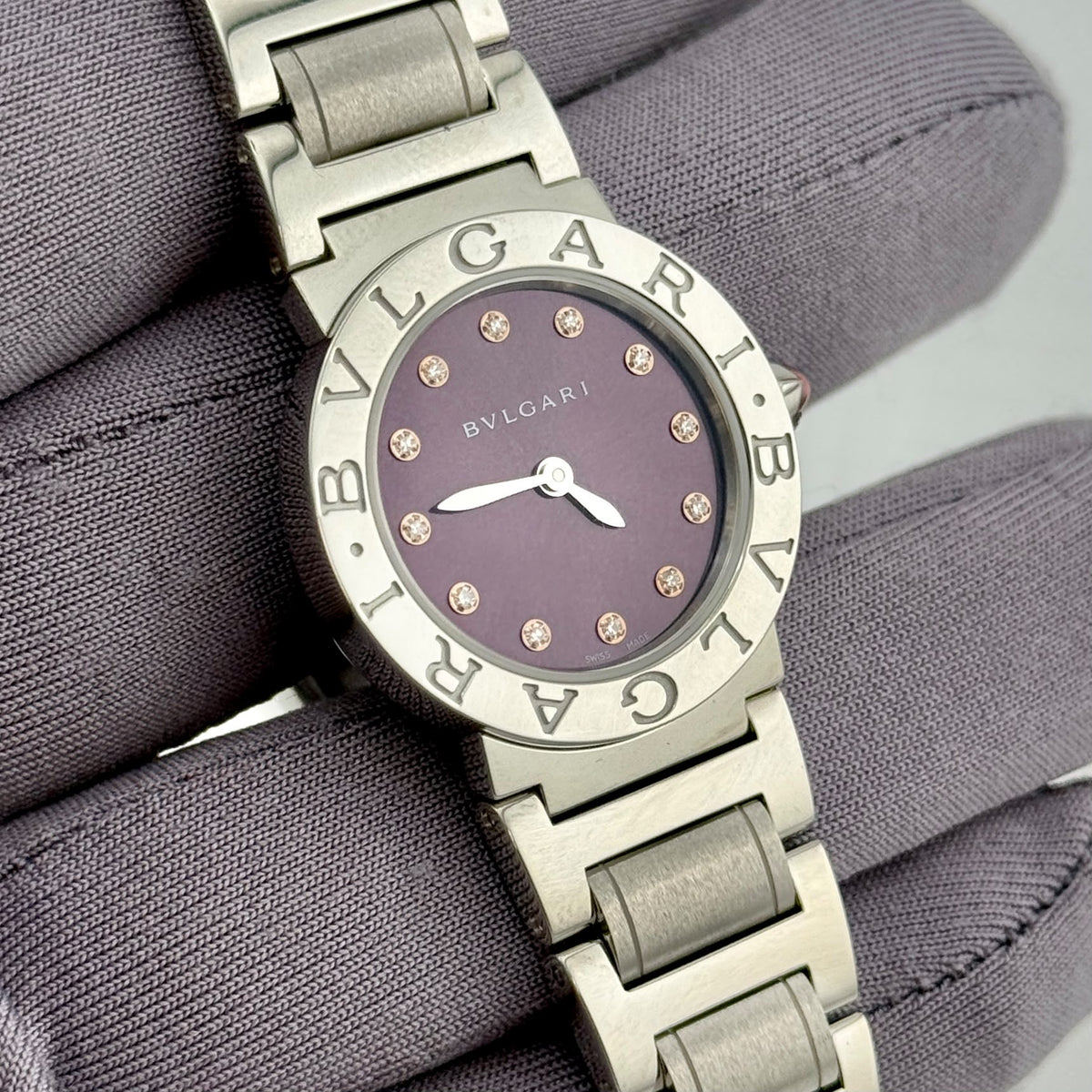 Bvlgari Bvlgari 102606 dial close-up