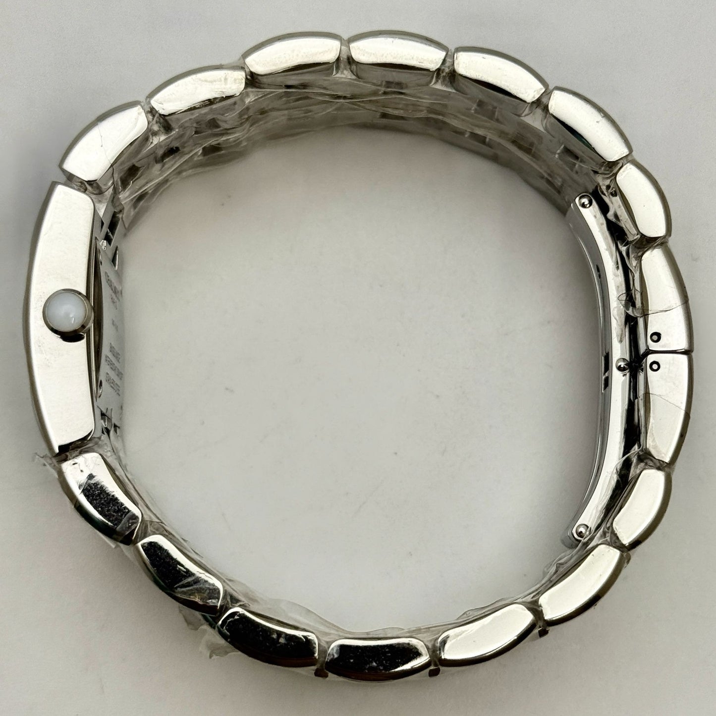 Chaumet Khesis 23x37mm Quartz White MOP Diamond Dial Ladies Watch W19630.35A