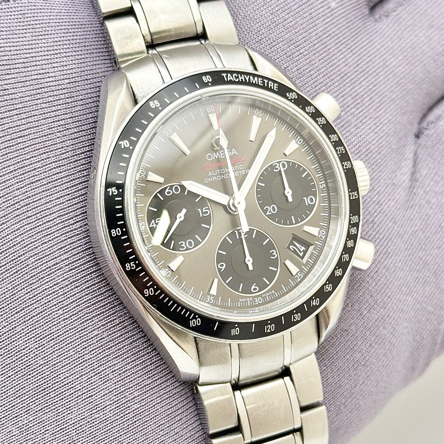 Omega Speedmaster Chronograph 40mm Automatic Men's Watch 323.30.40.40.06.001