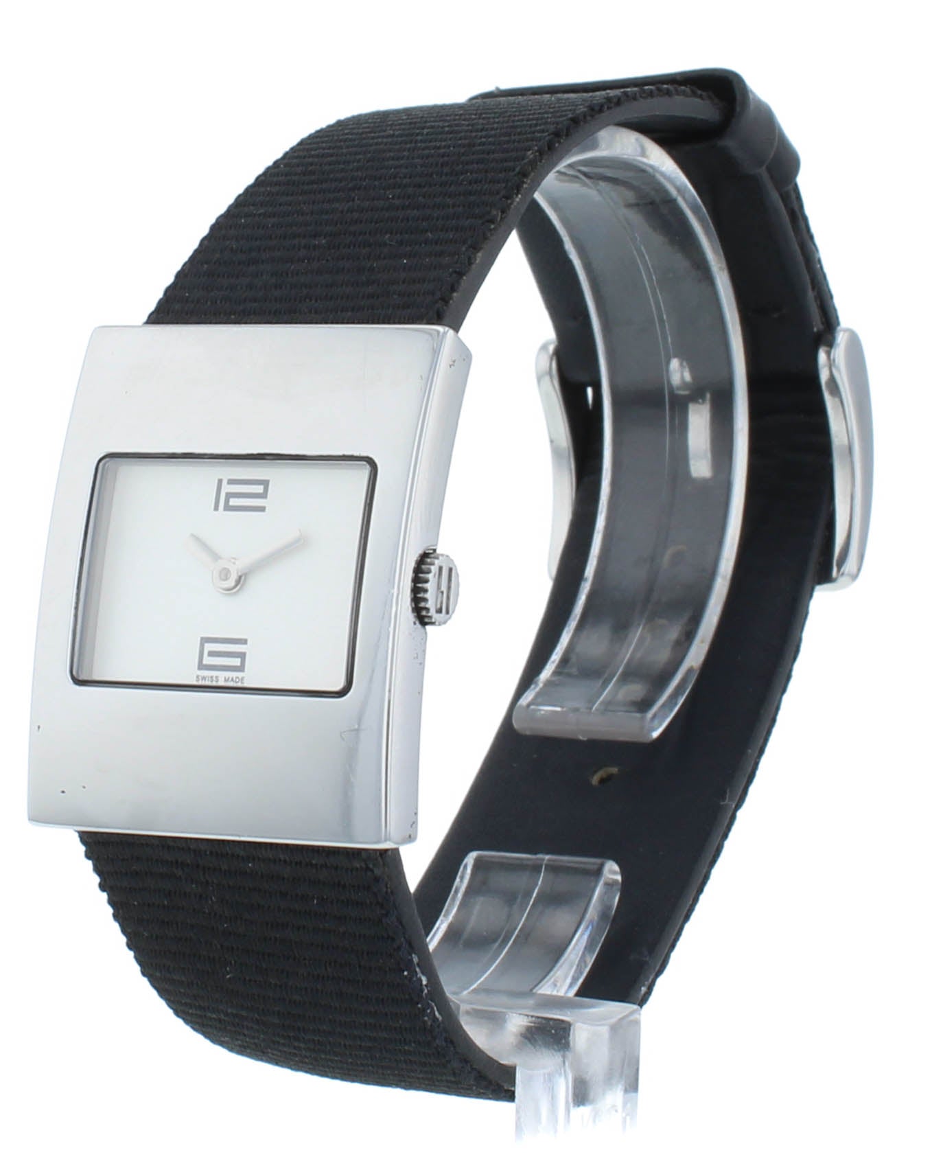 Pre-Owned Gucci 4900L Quartz Steel 23mm White Dial Textile Strap Ladies Watch